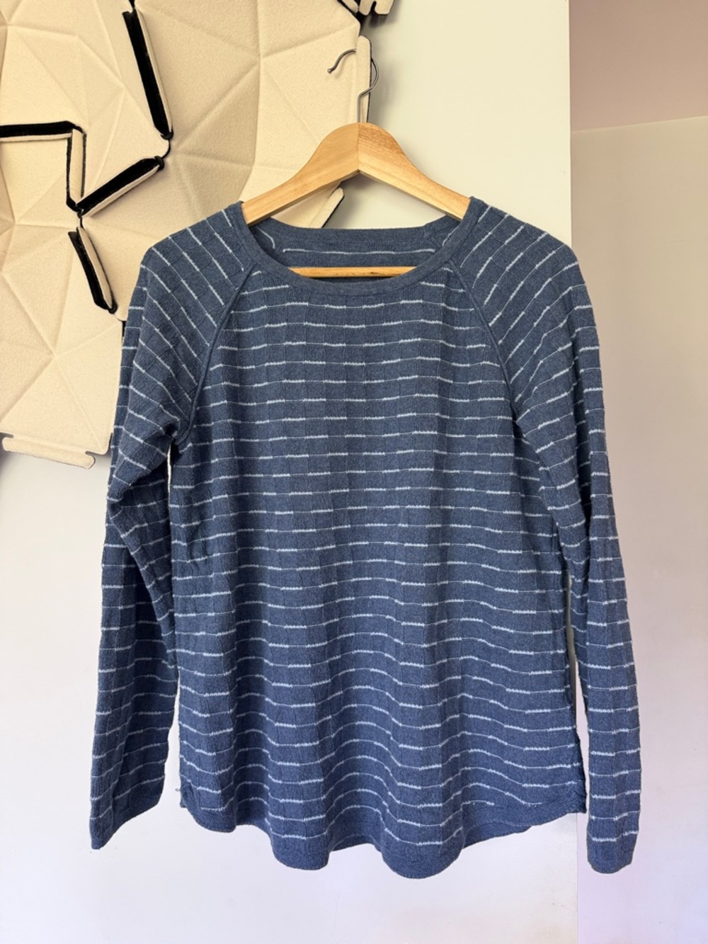 100% cotton Karen Scott textured light weight sweater medium